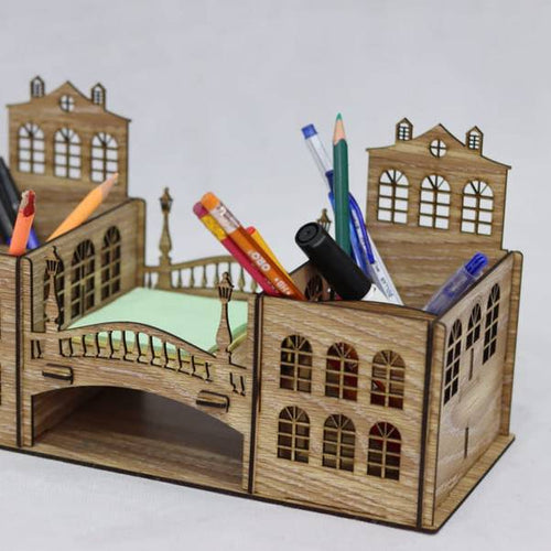 Pen Holder